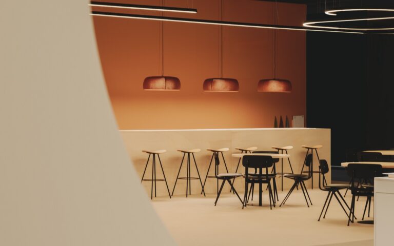 Vlbook Review: How India’s Leading Online Bookstore Redefines Reading in 2024